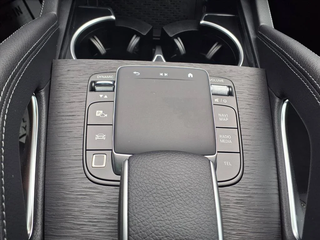 New 2026 Obsidian Black Metallic Mercedes-Benz GLE 350 image 33