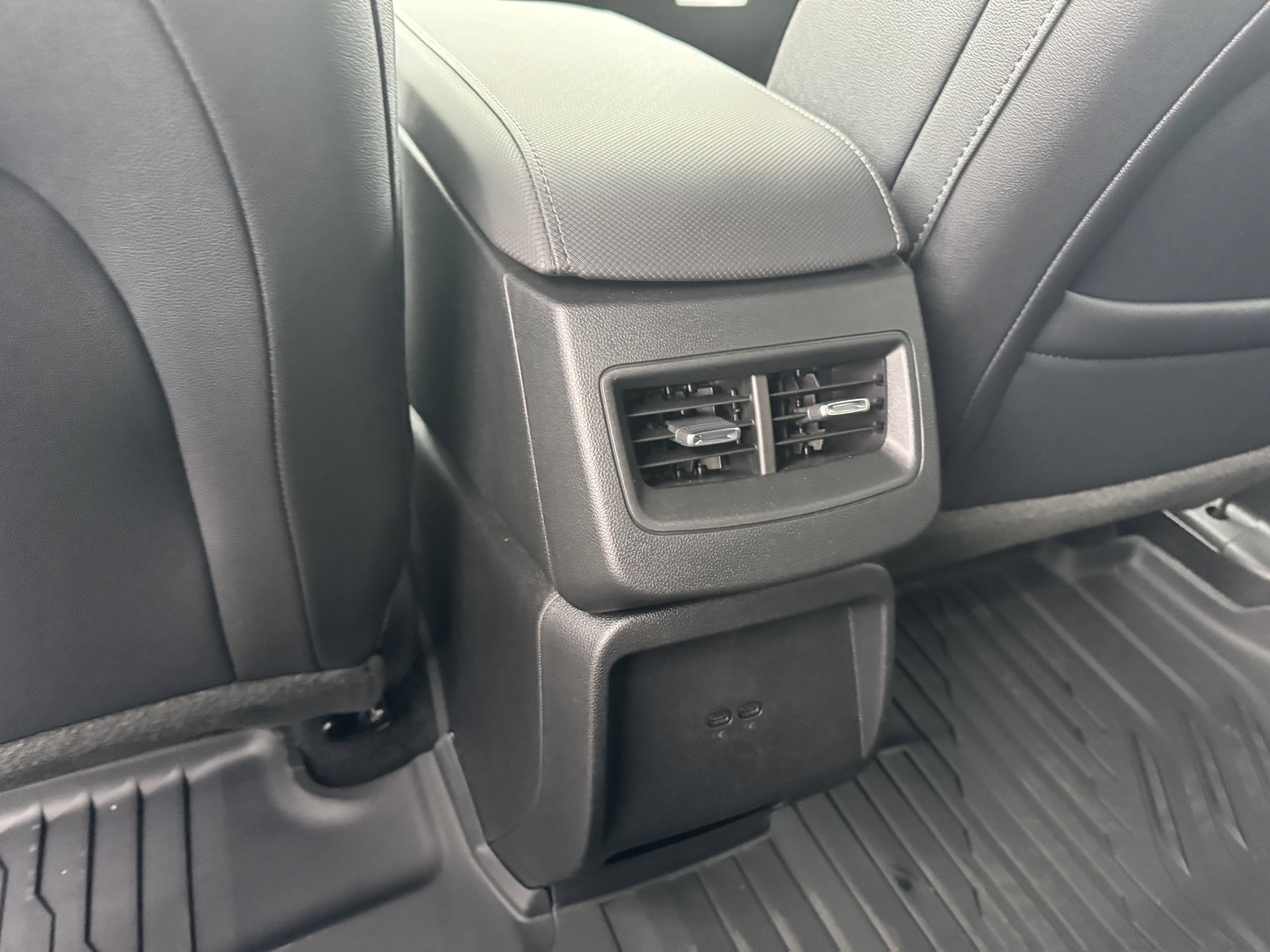 2026 Chevrolet Equinox EV RS - Photo 15
