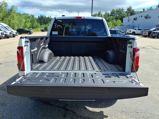 New 2026 White Ford XLT image 8