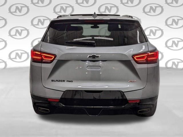 Used 2024 Sterling Gray Metallic Chevrolet RS image 27