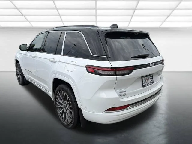Used 2026 White Jeep Summit image 4
