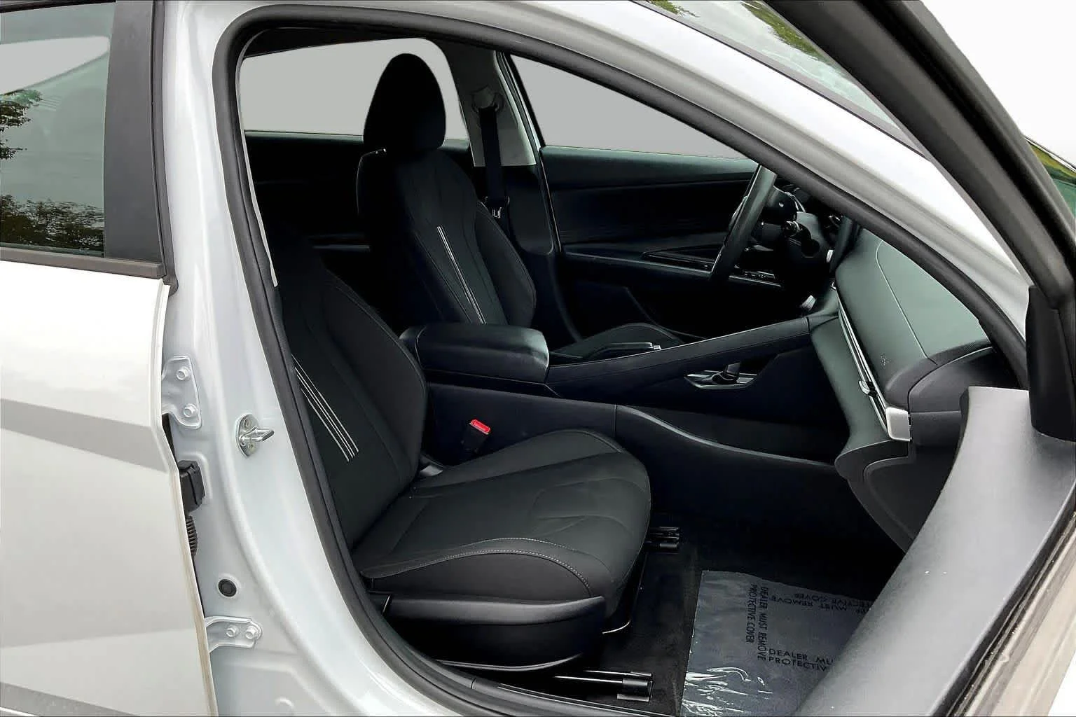 Used 2021 Quartz White Hyundai SEL image 9