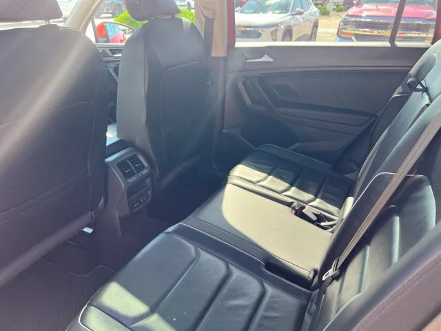 Used 2019 Red Volkswagen 2.0T SEL Premium image 33
