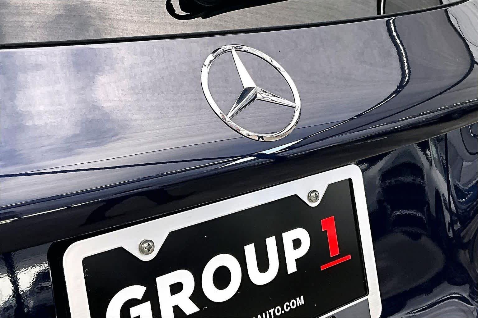 Certified Used 2022 Lunar Blue Metallic Mercedes-Benz GLC 300 image 10
