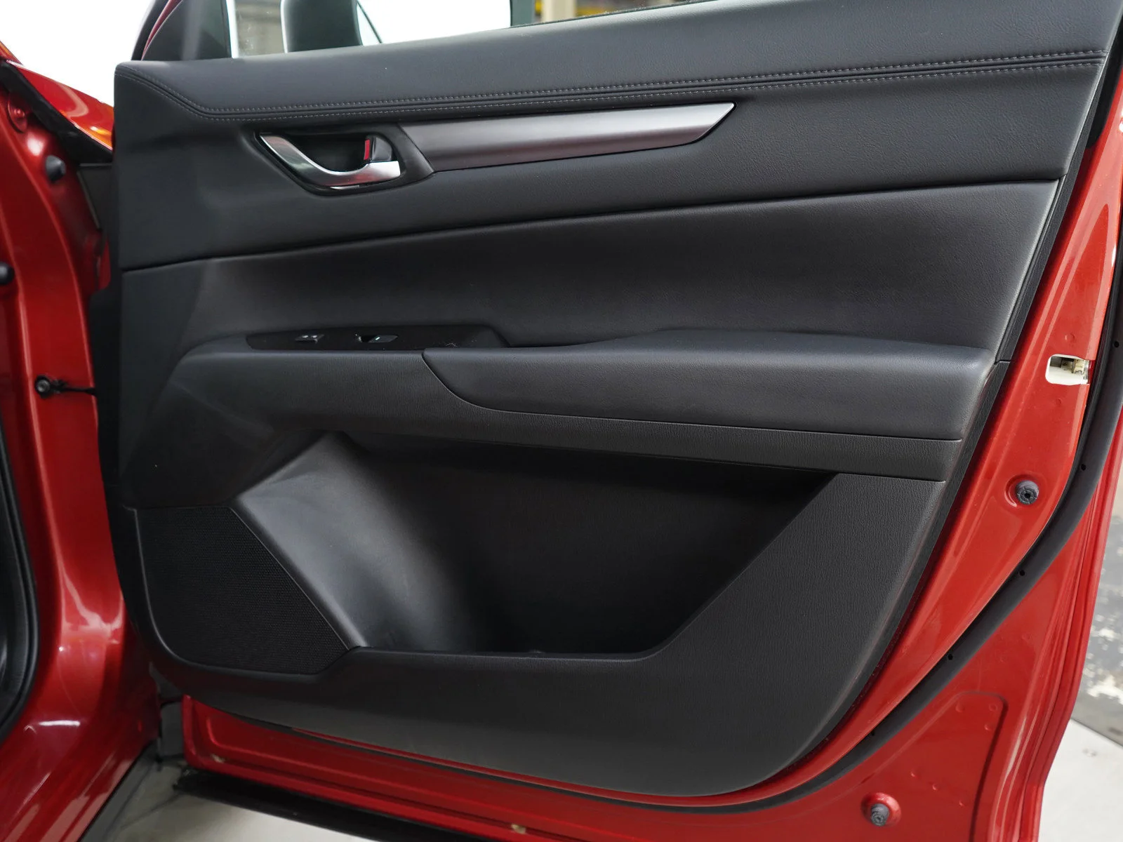 Used 2019 Soul Red Crystal Metallic Mazda Touring image 9