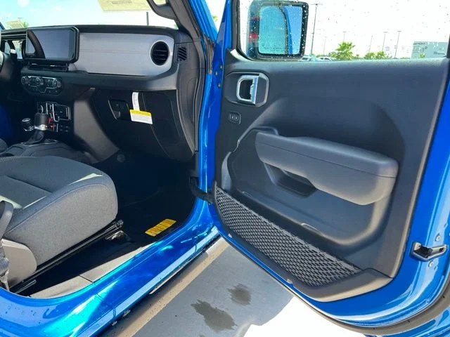 New 2026 Hydro Blue Pearl-Coat Exterior Paint Jeep Willys image 21