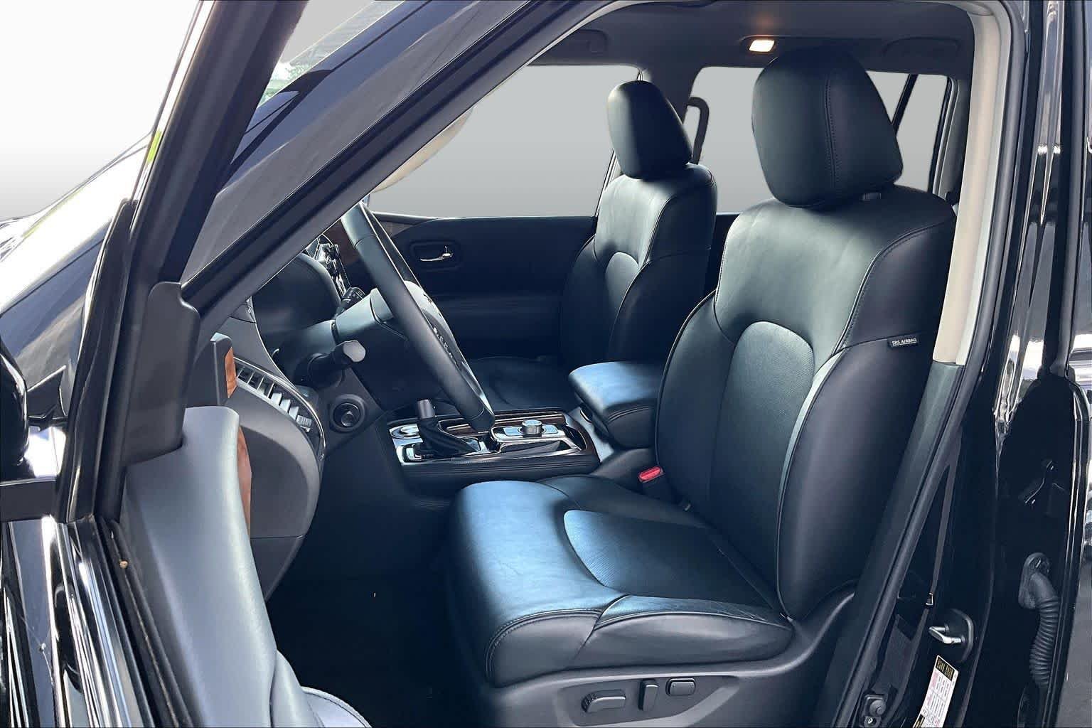 Used 2024 Super Black Nissan SL image 8