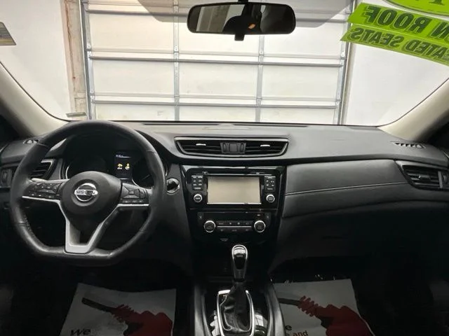 Used 2017 Black Nissan SV image 4
