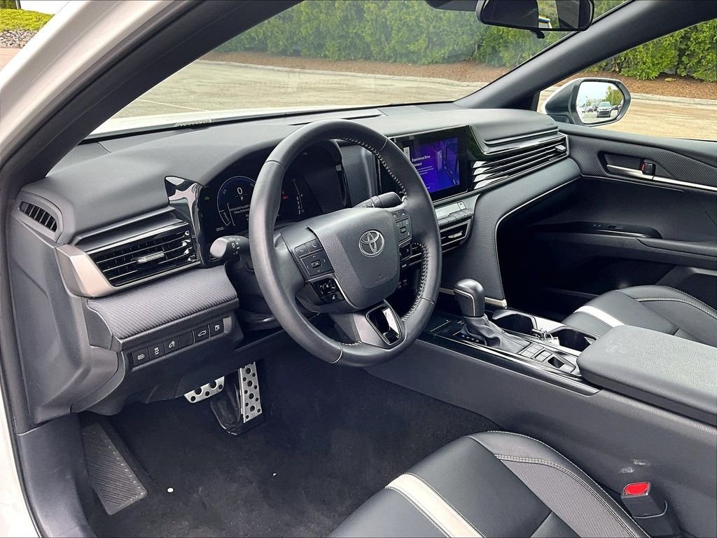 Used 2025 White Toyota SE image 8