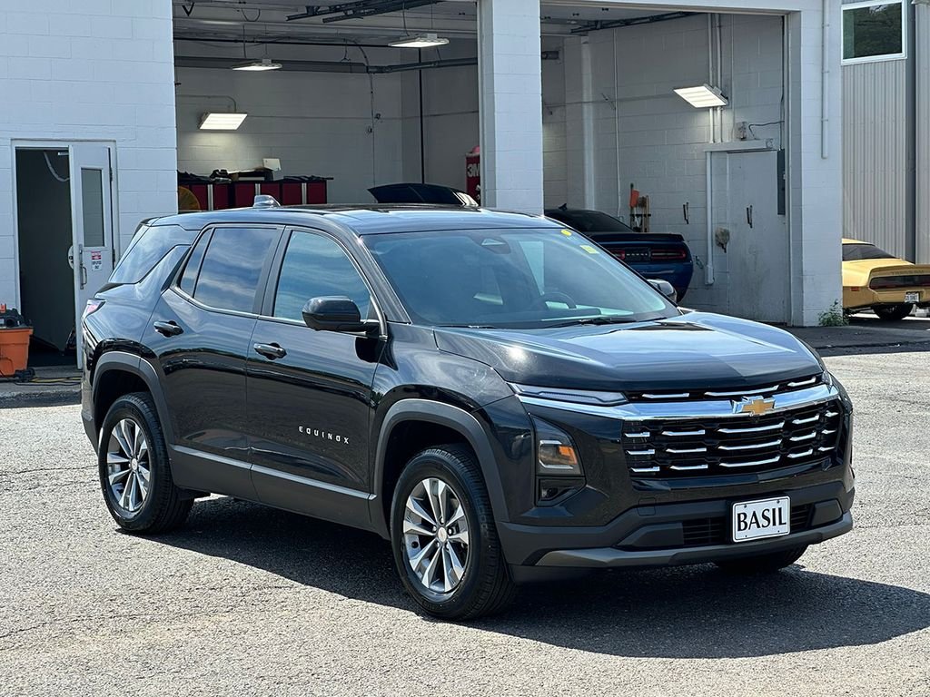 Used 2025 Black Chevrolet LT image 39