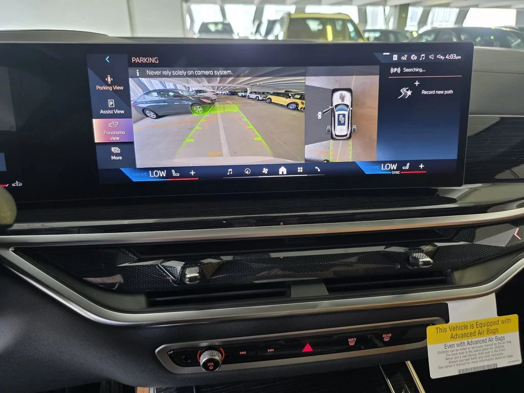 New 2026 White BMW sDrive40i image 25