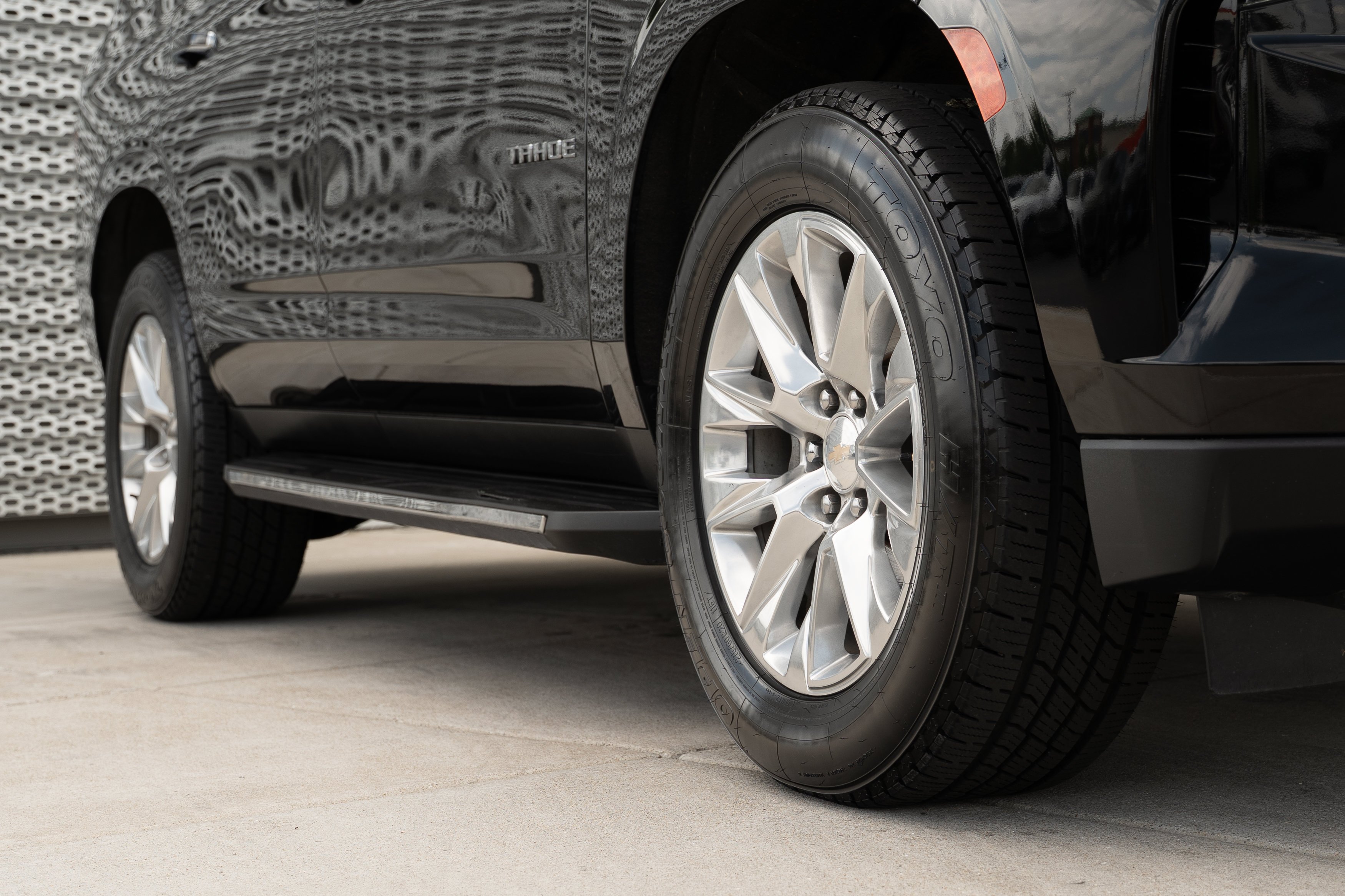 Used 2021 Black Chevrolet Premier image 32