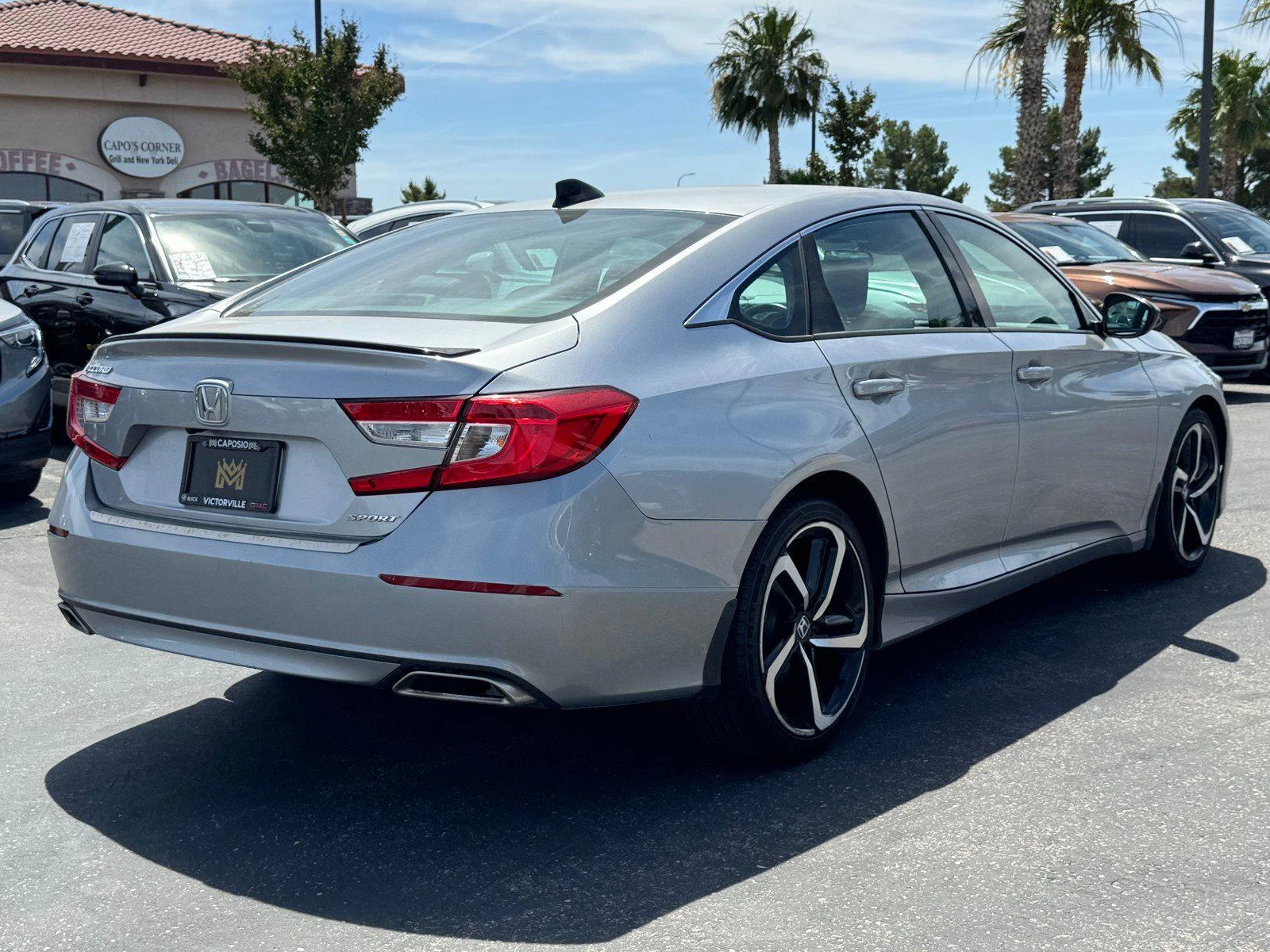 Used 2022  Honda Sport image 6