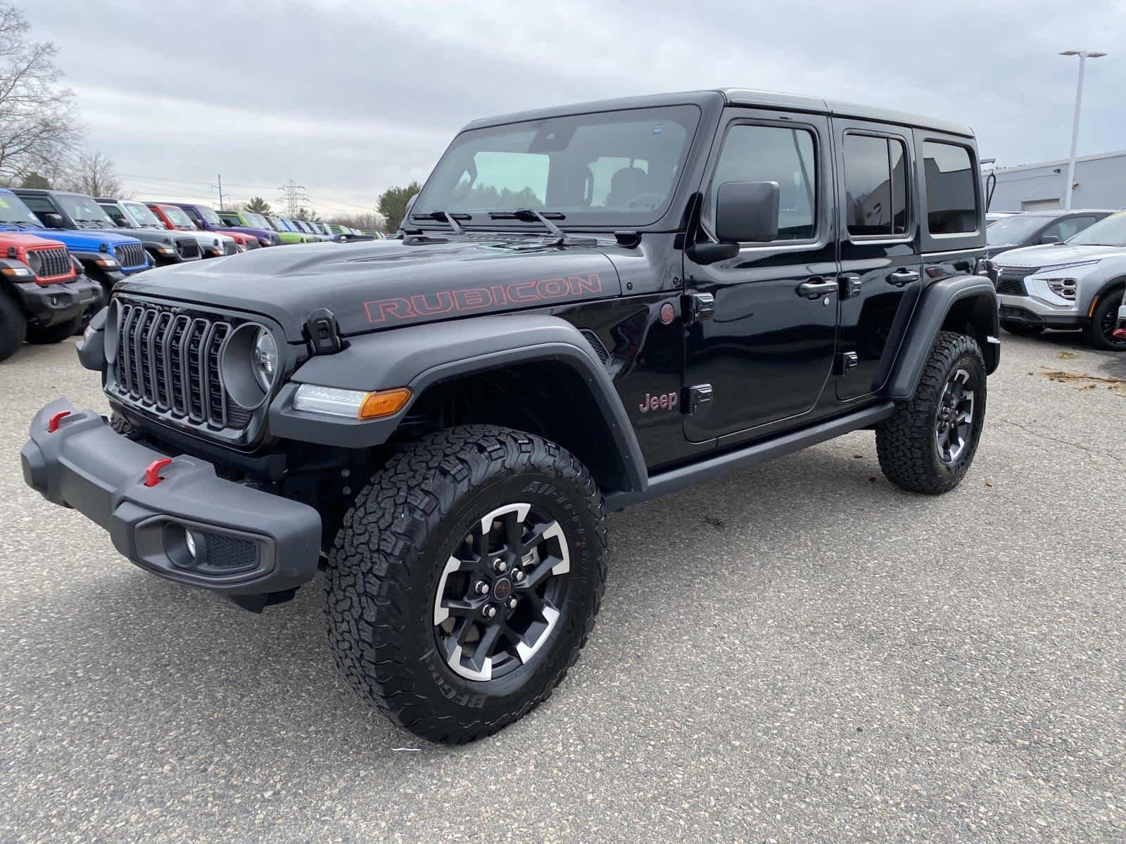 Certified Used 2025 Black Clearcoat Jeep Rubicon image 8