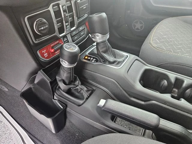 Used 2024 Green Jeep Mojave image 24