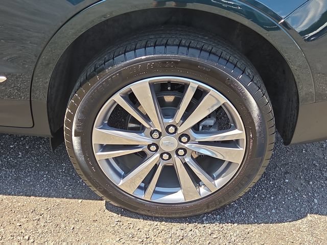Used 2025 Emerald Lake Metallic Cadillac Premium Luxury image 30