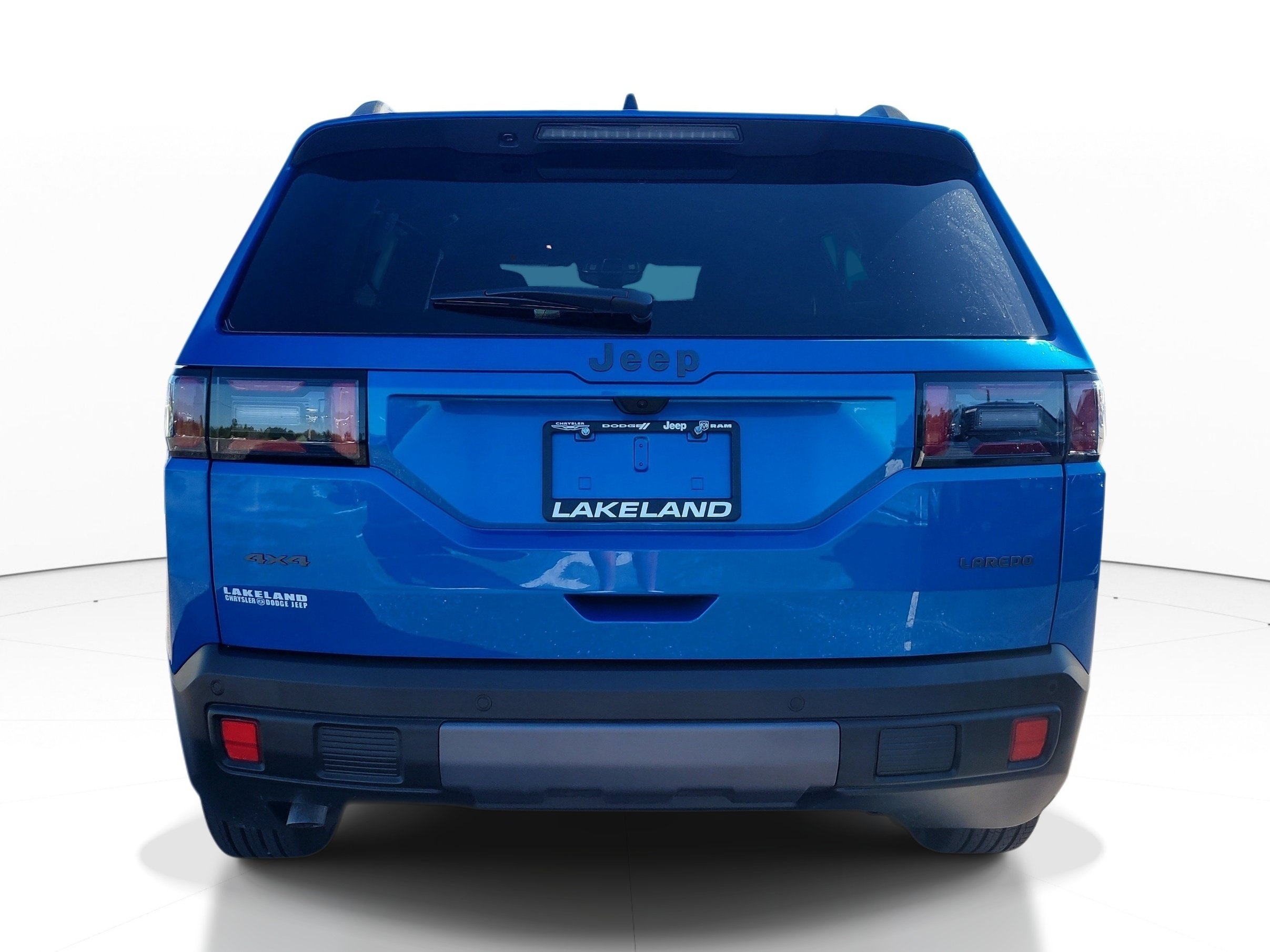 New 2027 Hydro Blue Pearl-Coat Paint Jeep Laredo image 6