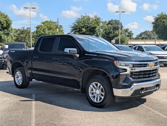 Used 2023 Black Chevrolet LT image 7