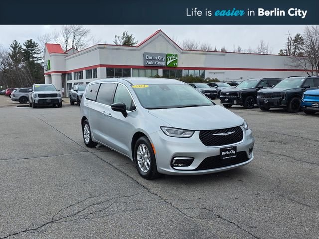 2024 Chrysler Pacifica