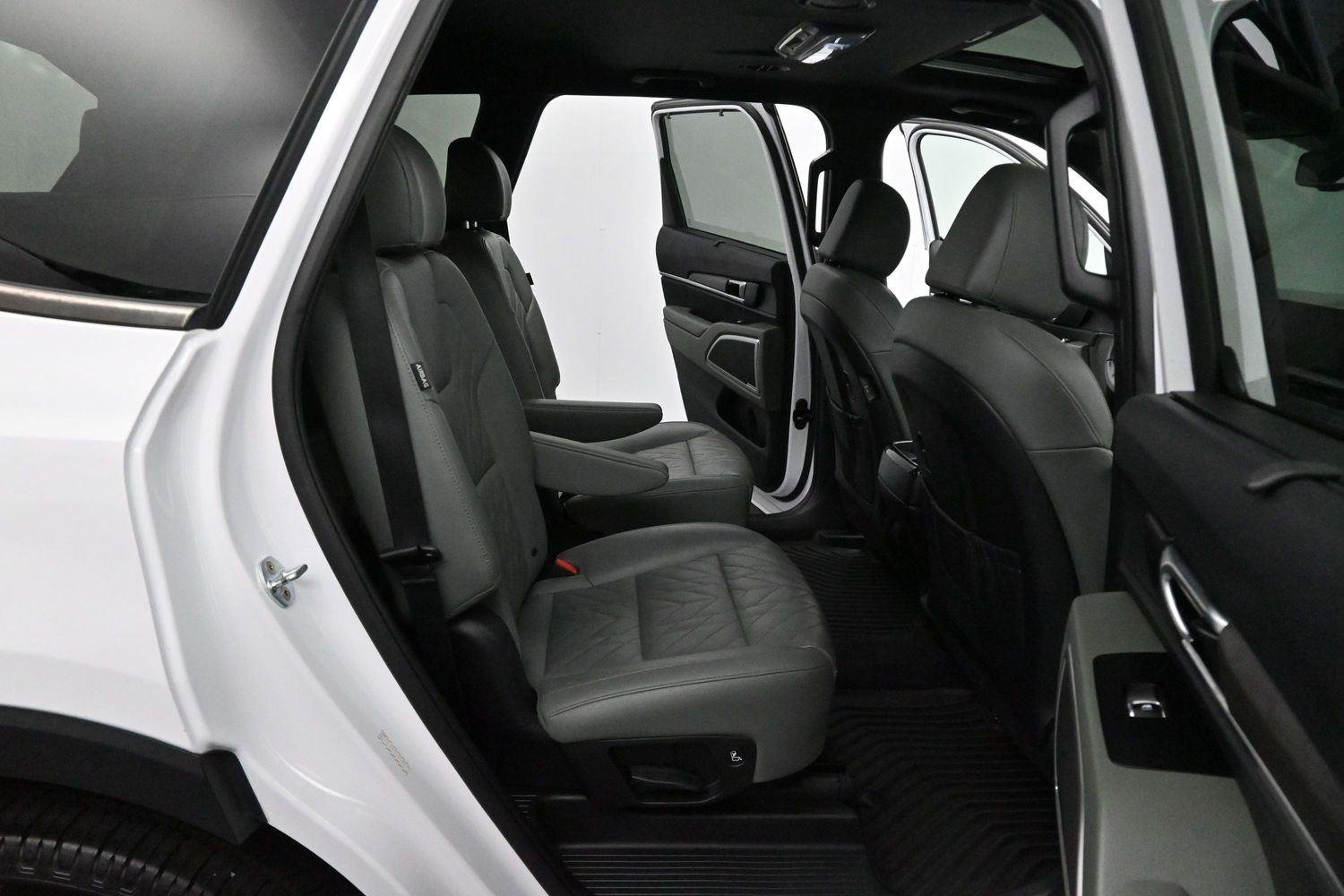 Used 2023 Glacial White Pearl Kia EX X-Line image 40
