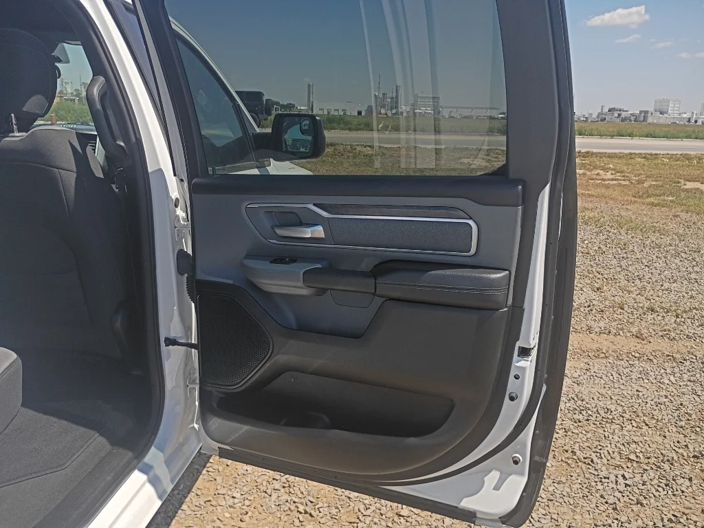 Used 2022 Bright White Clearcoat Ram Big Horn image 14
