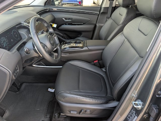 Used 2024 Gray Hyundai SEL Convenience image 8