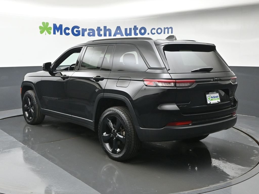 Used 2023 Black Jeep Altitude X image 24