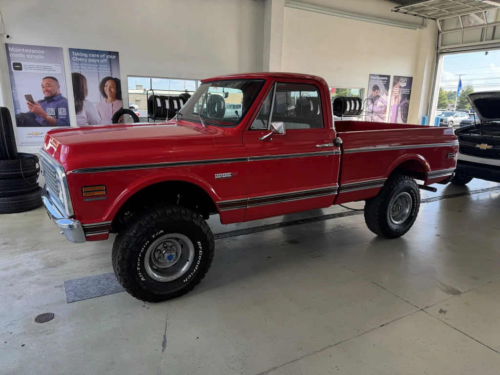 Used 1971 Red Chevrolet  image 1