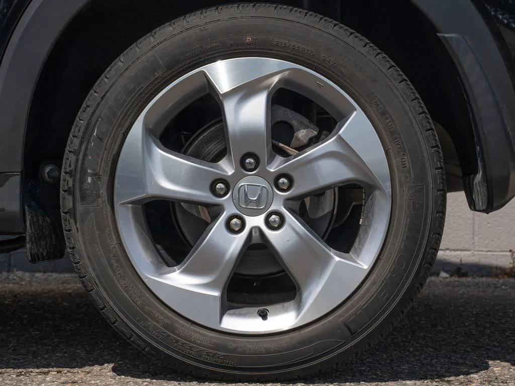 Used 2022 Black Honda LX image 13
