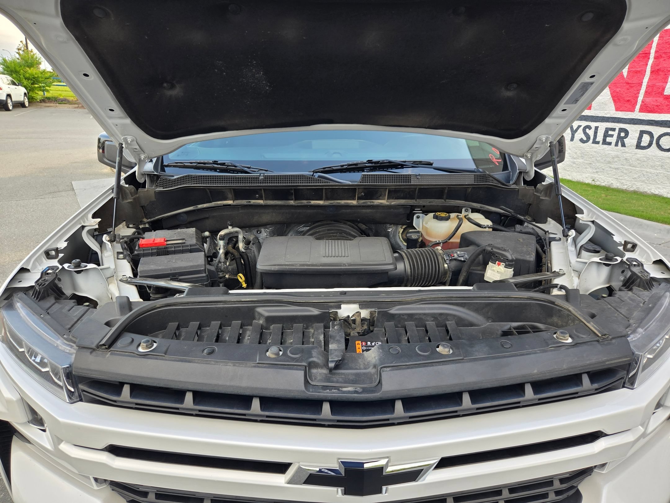 Used 2022 Iridescent Pearl Tricoat Chevrolet RST image 19