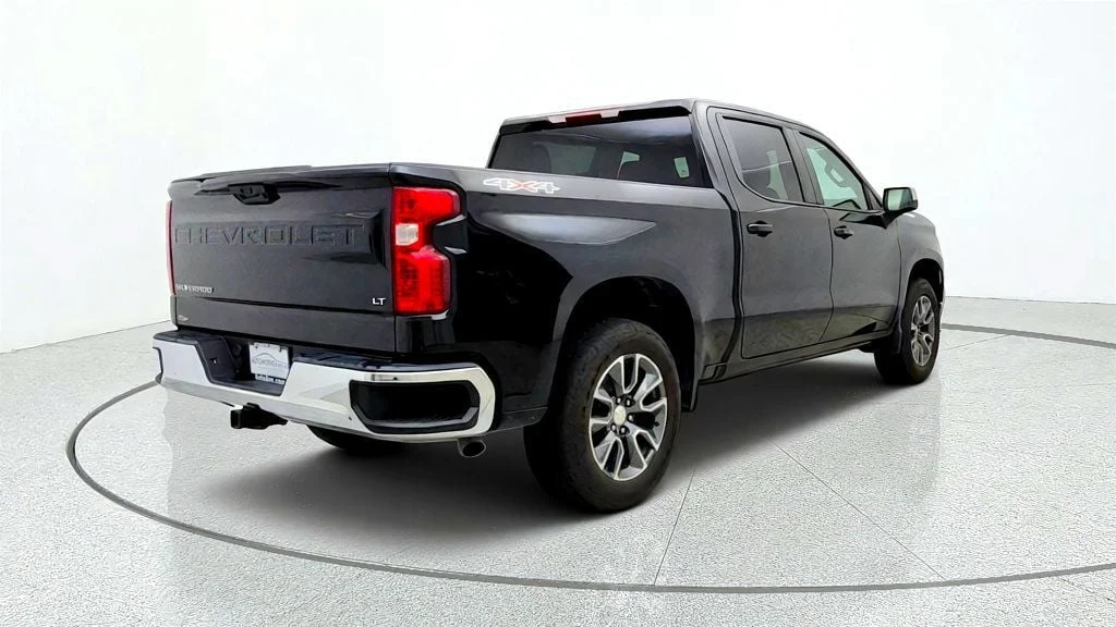 Used 2022 Black Chevrolet 4WD Crew Cab 147