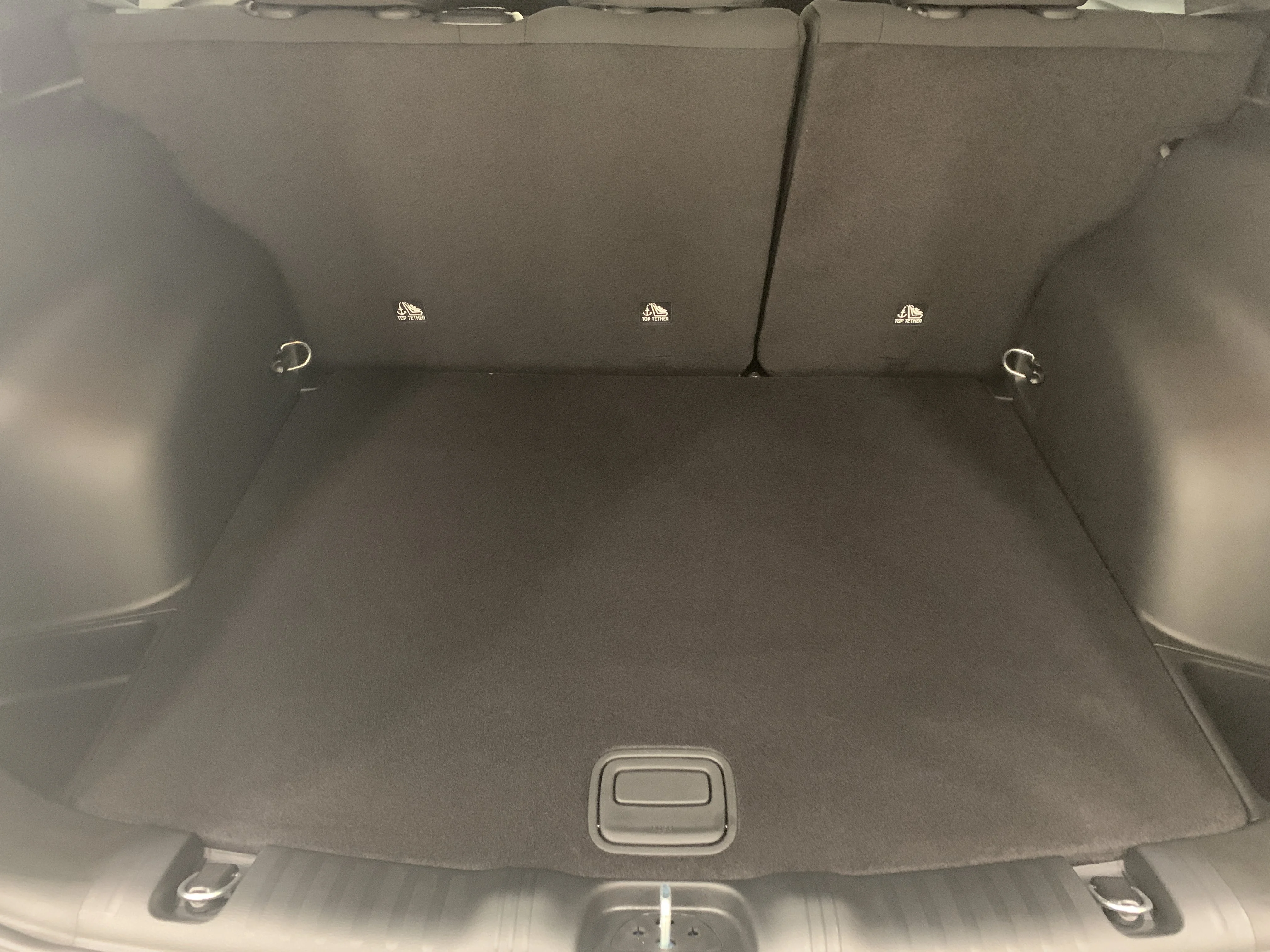 New 2026 Diamond Black Crystal Pearl Jeep Sport image 7