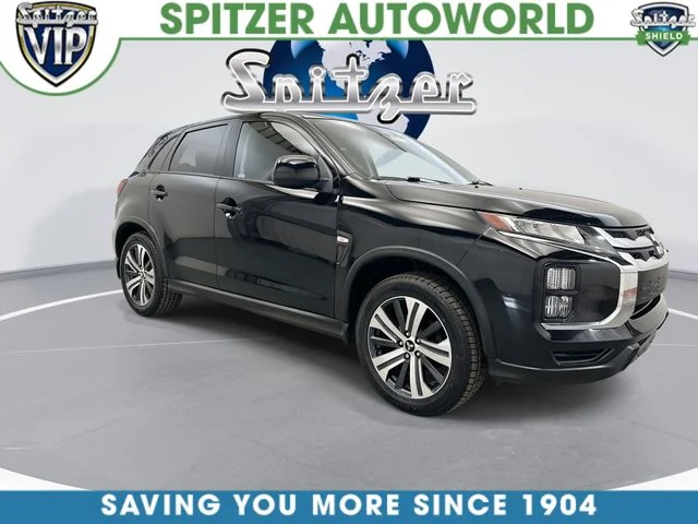 Used 2022  Mitsubishi 2.0 SE image 3