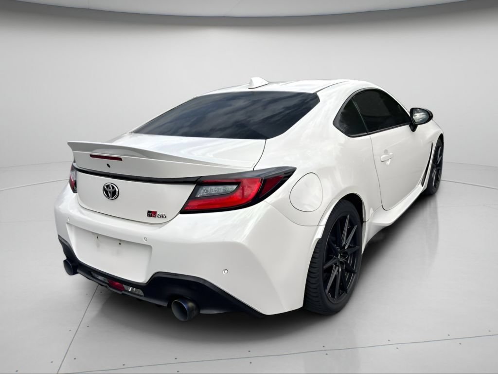 Used 2022 Halo Toyota Premium image 6