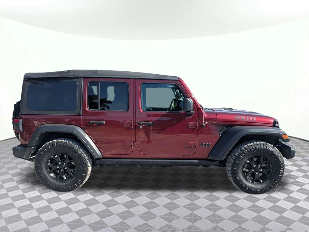 Used 2021  Jeep Unlimited Willys image 3