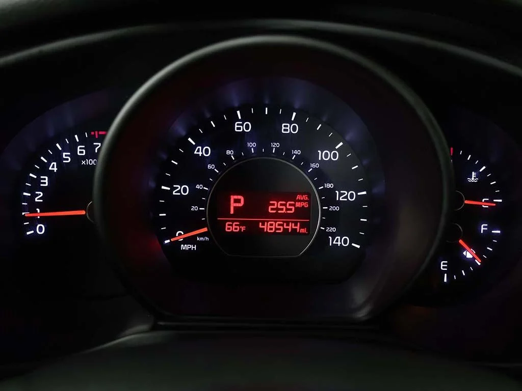 Used 2015 Green Kia Base image 34