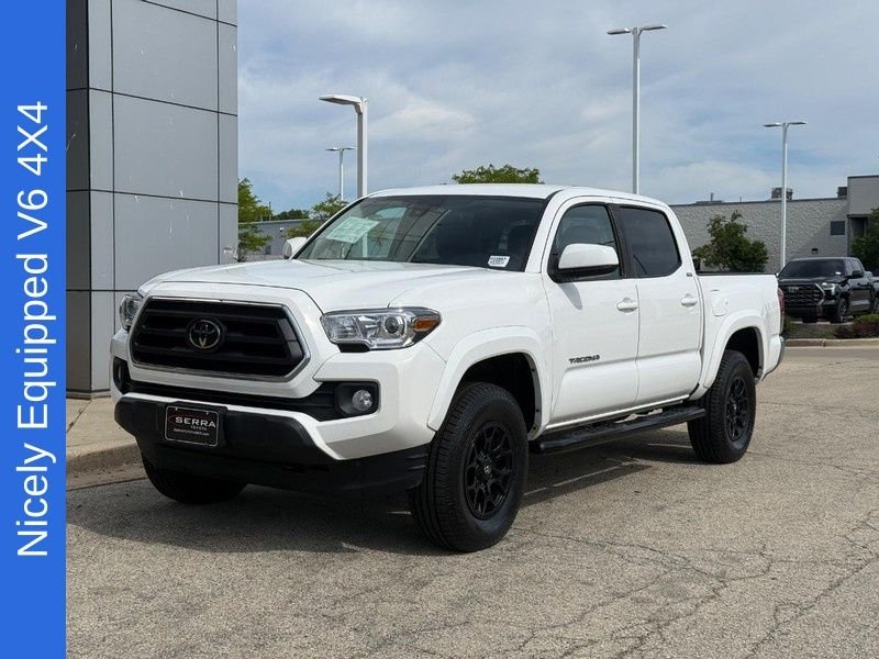 Used 2022 White Toyota SR5 image 7