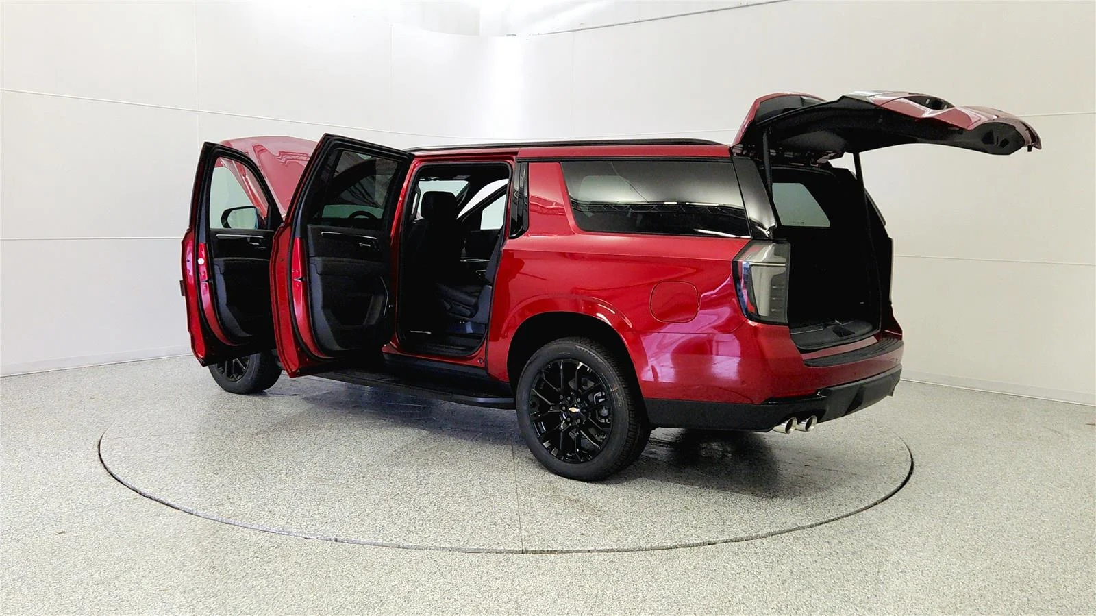 2026 Chevrolet Suburban RST - Photo 11