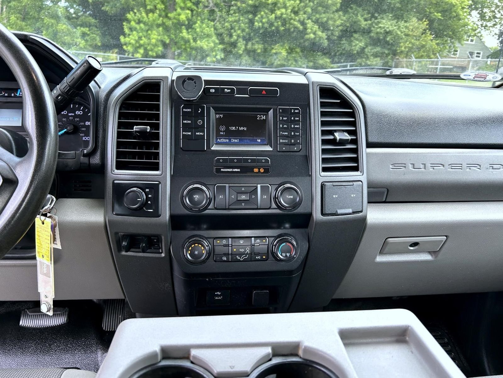 Used 2019 White Ford XL image 14