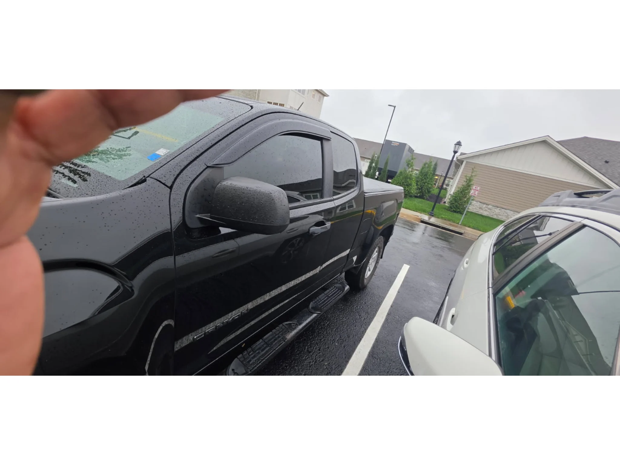 Used 2016 Onyx Black GMC 4WD image 8