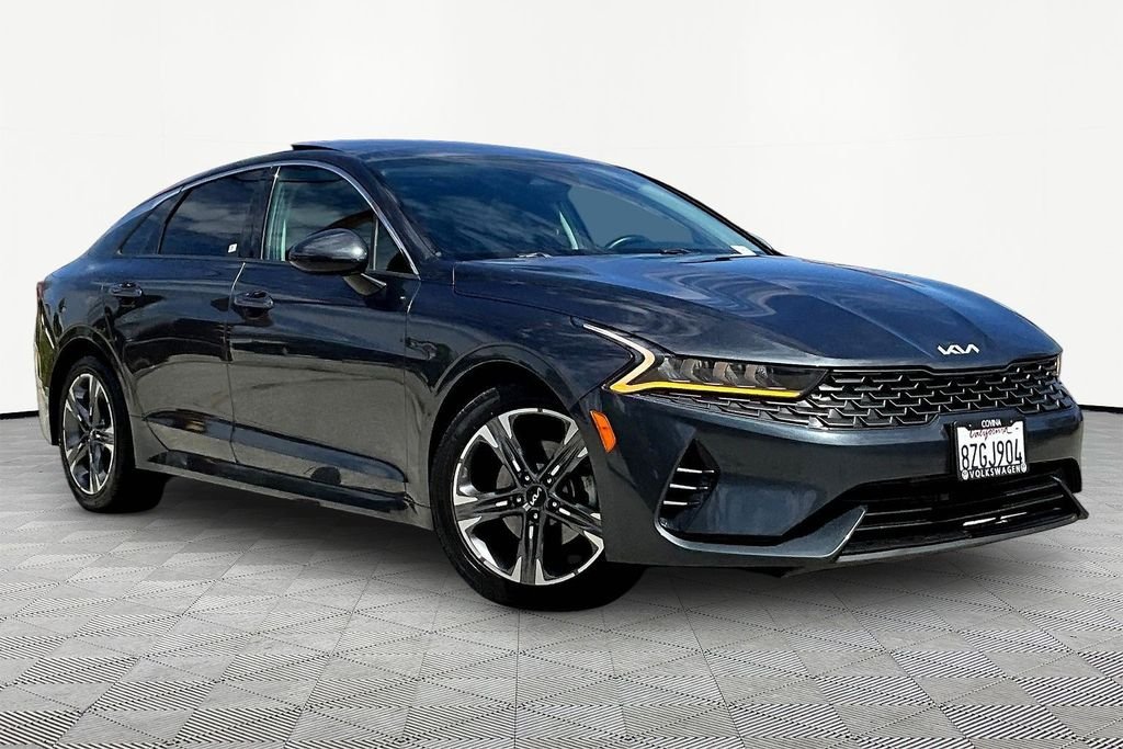 2022 Kia Optima EX FWD's photo