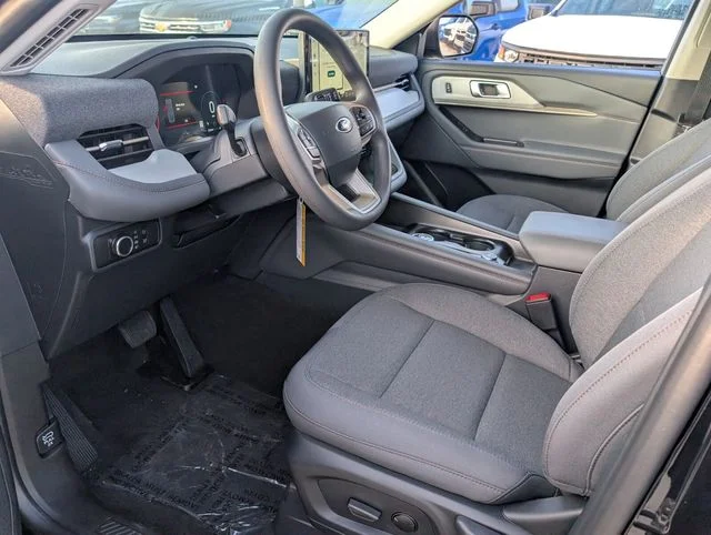 New 2026 Agate Black Metallic Ford Active image 7