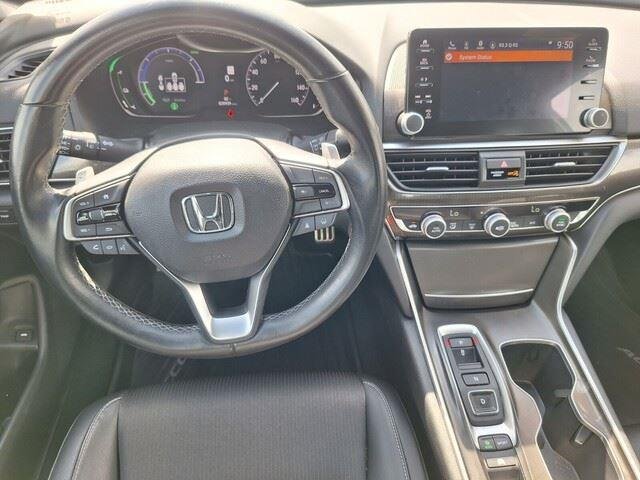 Used 2022 Still Night Pearl Honda Sport image 24