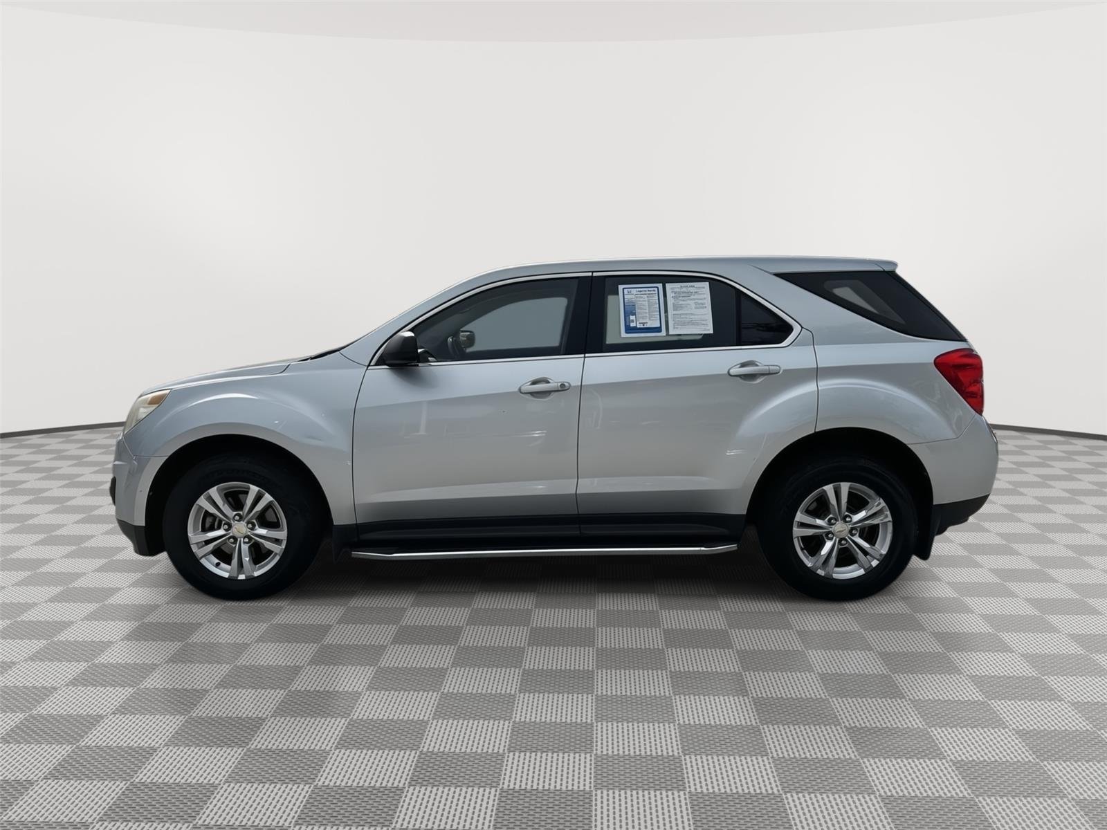Used 2011 Silver Ice Metallic Chevrolet LS image 3