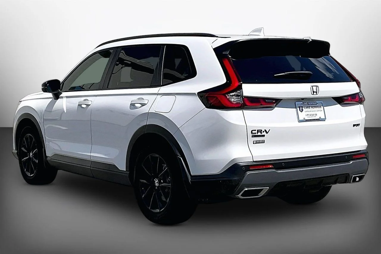 Used 2026 White Honda Sport-L image 6