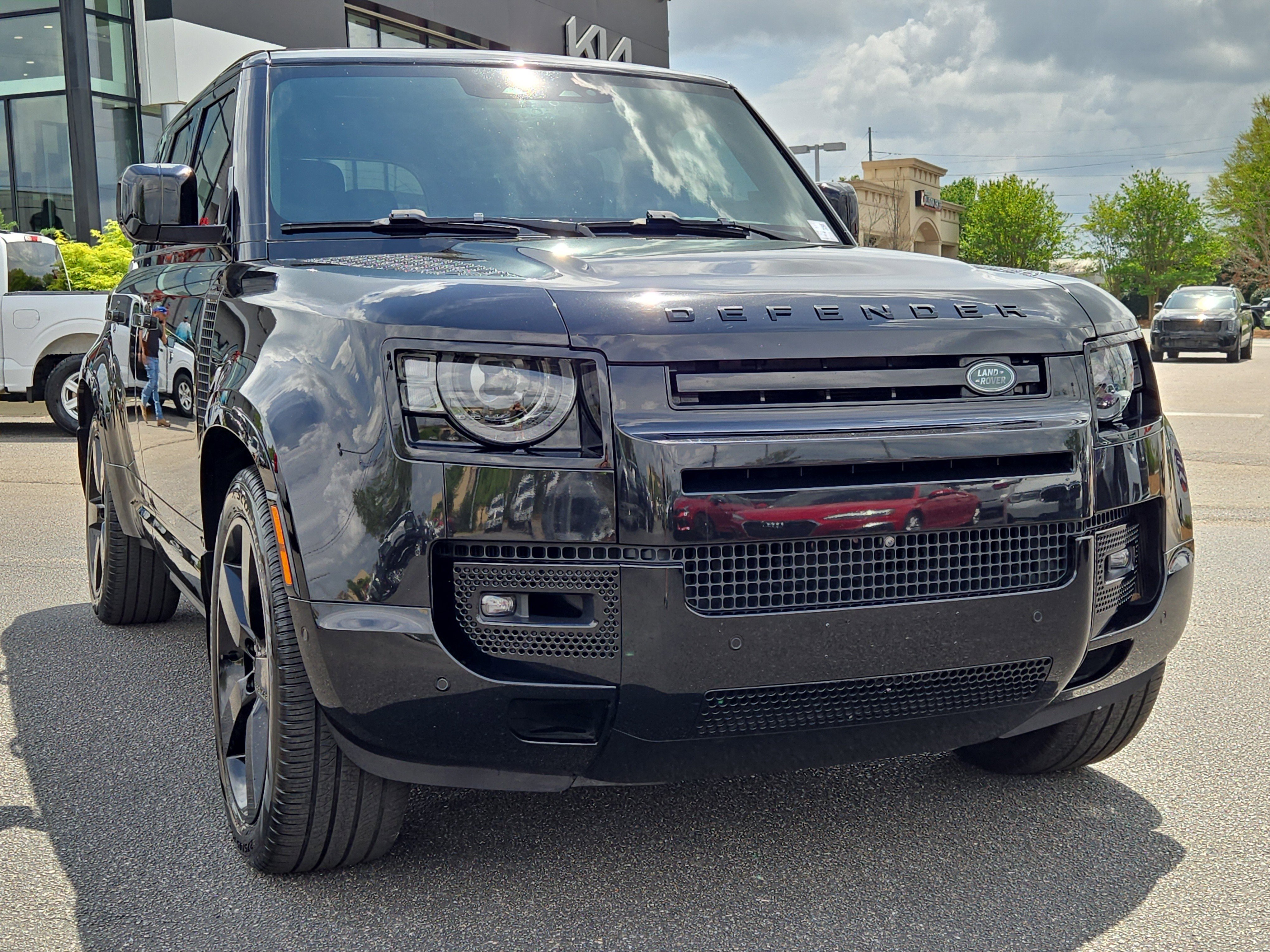 Used 2023 Black Land Rover V8 image 6