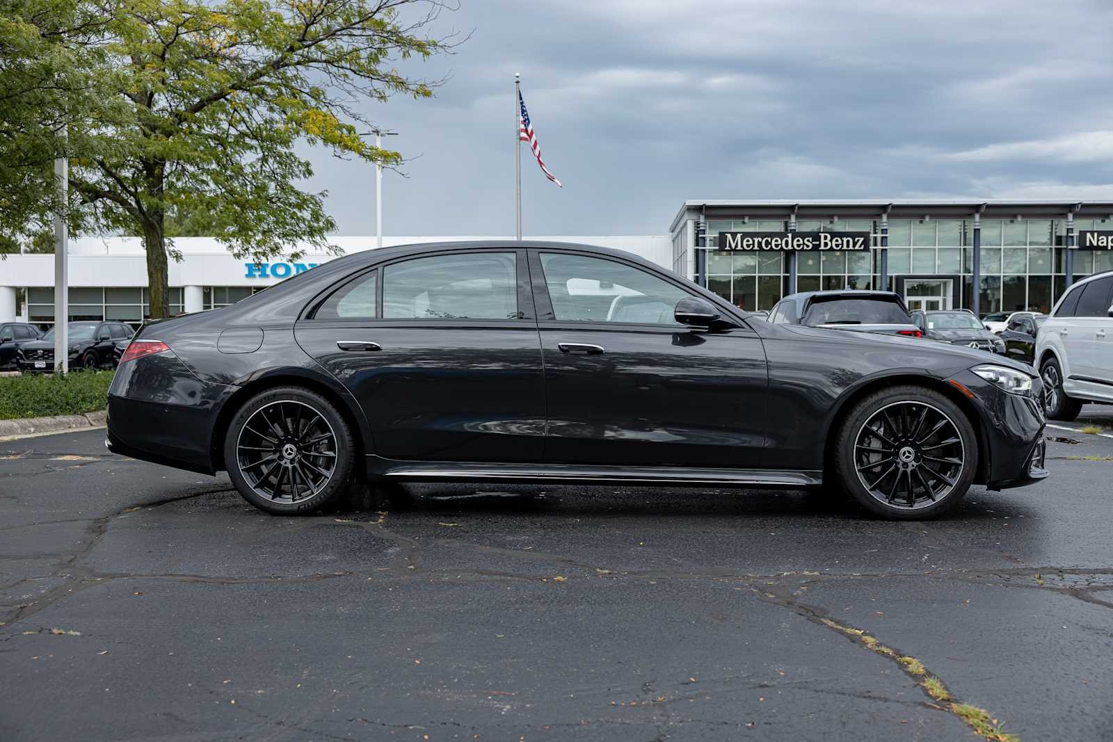 Used 2023 Graphite Grey Mercedes-Benz S 580 image 8