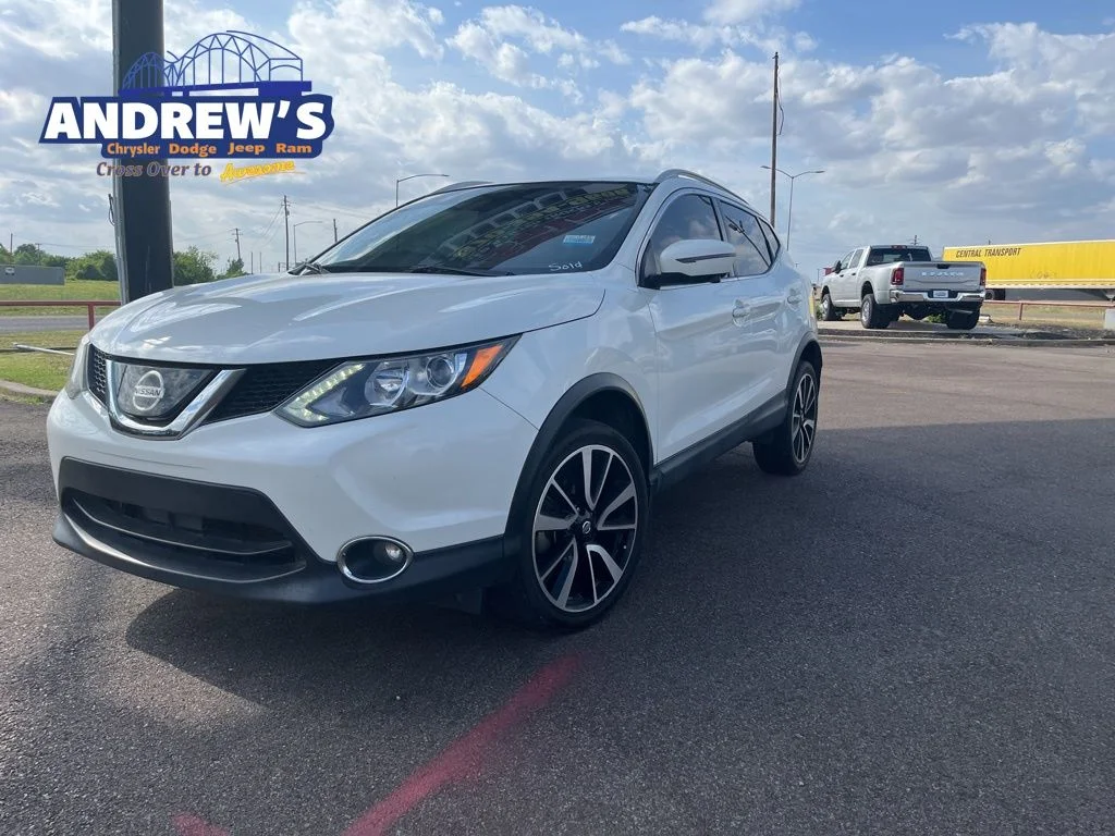 2018 Nissan Rogue Sport SL FWD's photo