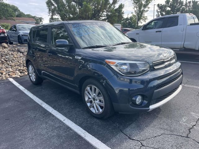 2017 Kia Soul 2.0L + 6 A/T's photo