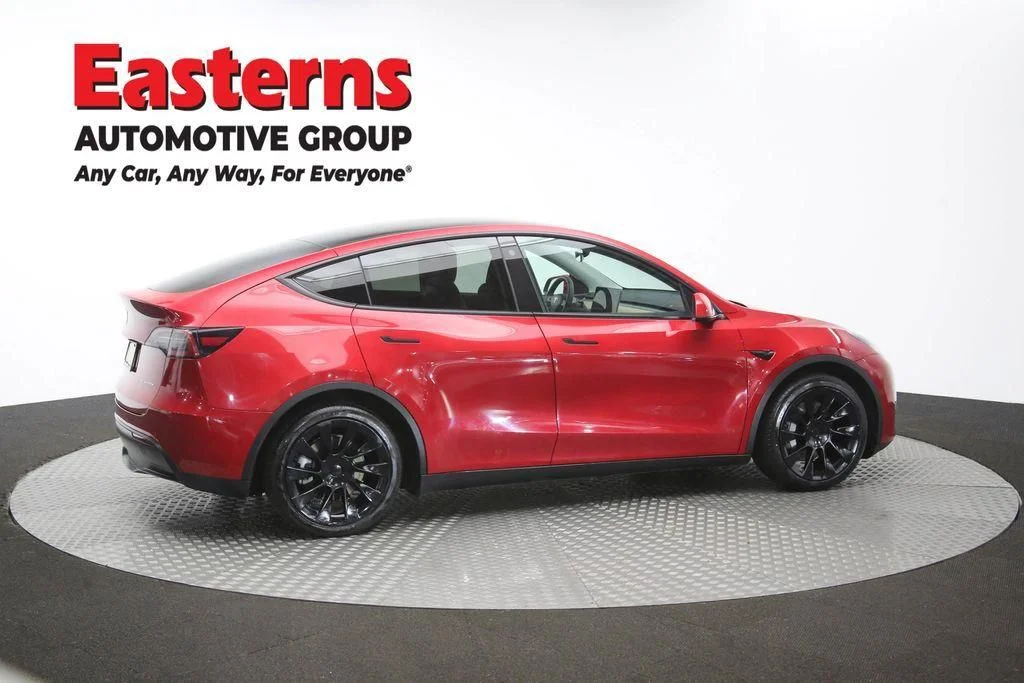 Used 2021 Red Tesla Long Range image 41